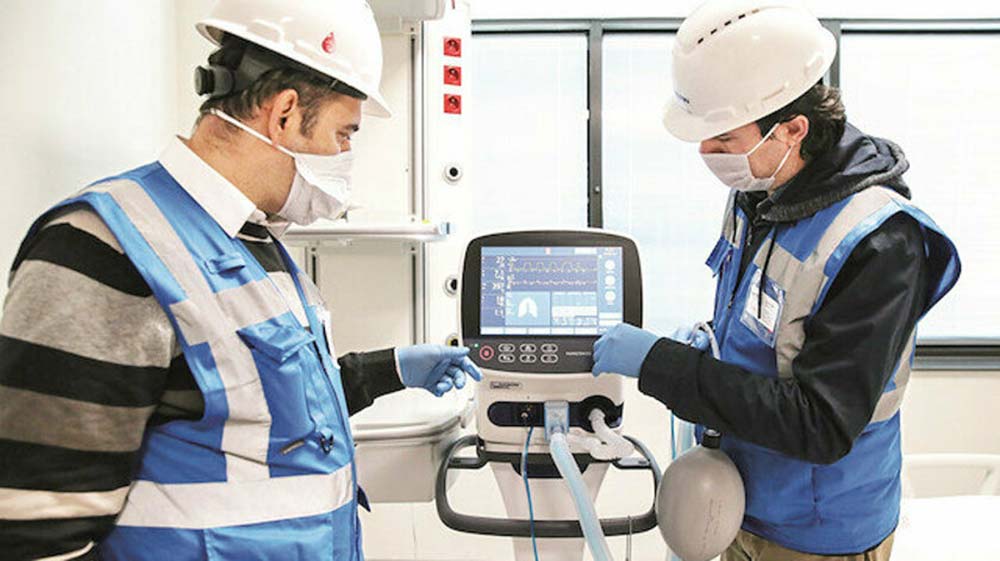 الصناعة التركية تبدأ بتسليم أجهزة التنفس الصناعي