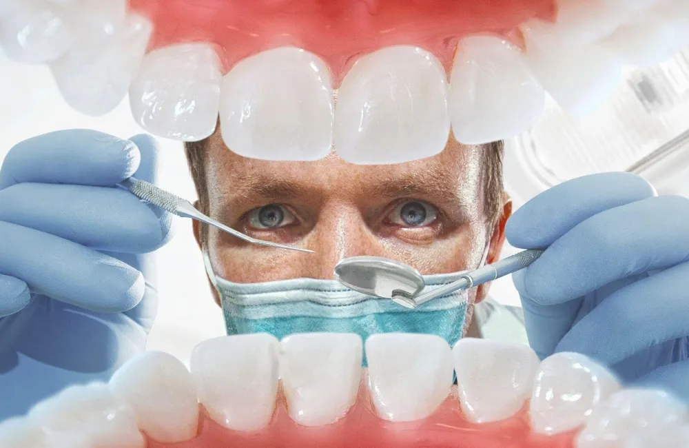 لماذا يتم استخدام زرعات التيتانيوم في طب الأسنان؟