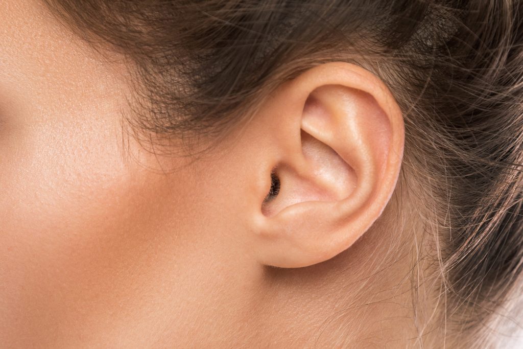 عملية انبوب الأذن لتخفيف الضغط الواقع عليها