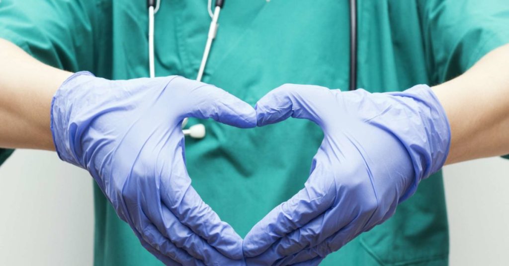 جراحة القلب طفيفة التوغل وجراحة القلب المفتوح