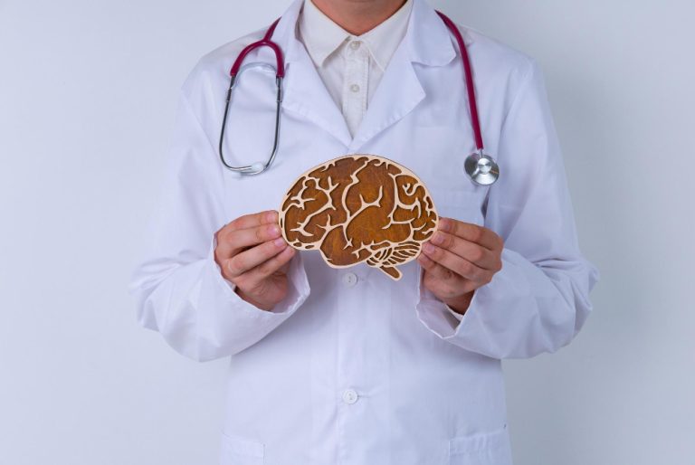 جراحة ورم الدماغ العميق | ما هي أفضل طرق العلاج؟