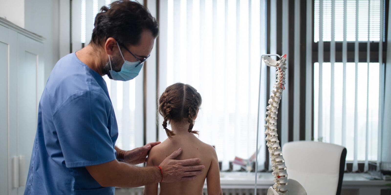 علاج الجنف scoliosis